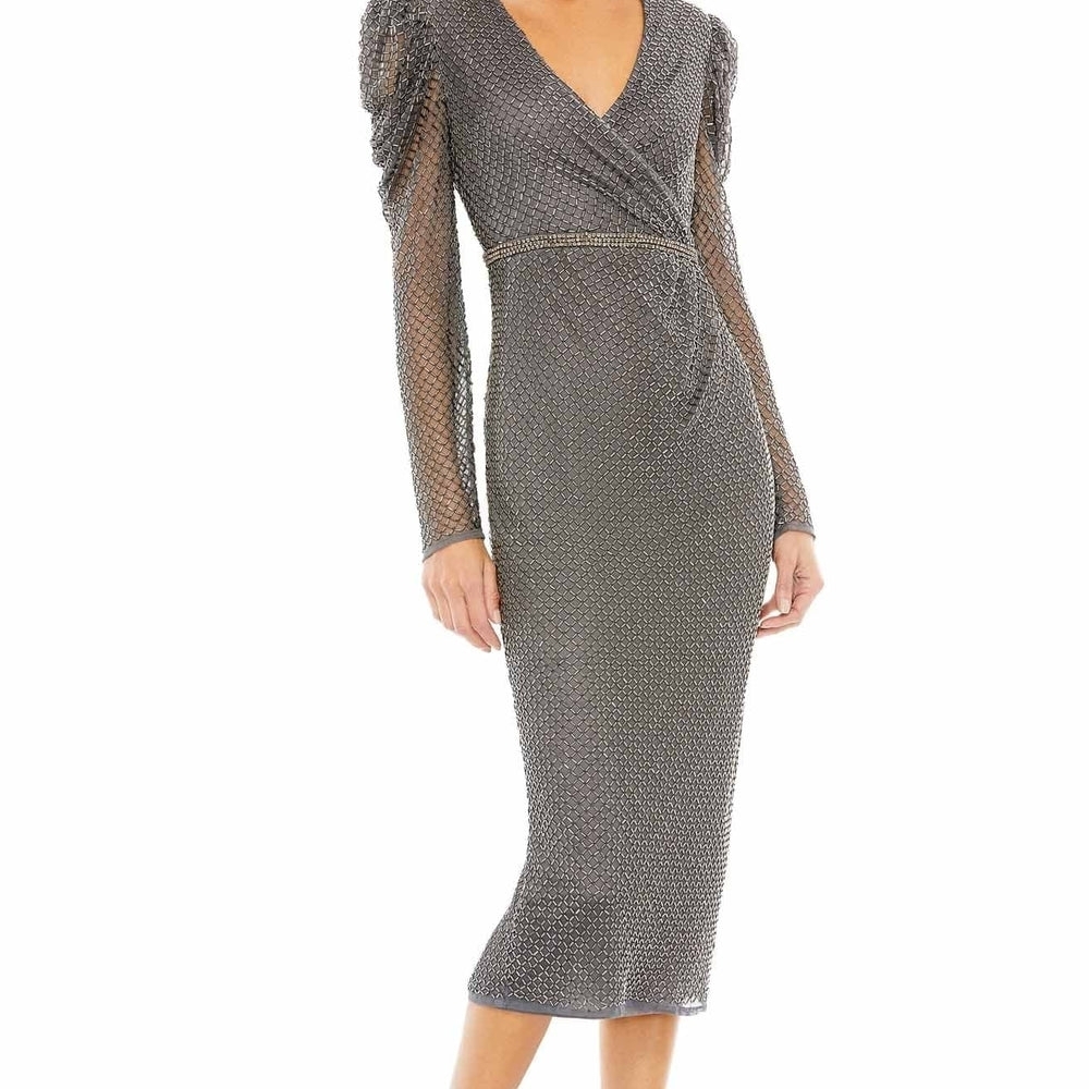 Elegant Gray Long Sleeve Dress
